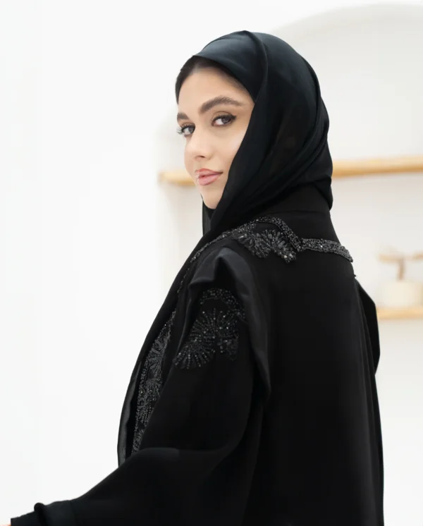 Velvet Shadow Abaya, Embroidered Black Abaya, Sophisticated Evening Wear, Luxurious Black Abaya